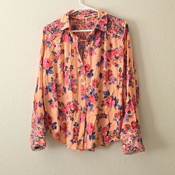 Free People Coral Hold On To Me Floral Printed Button Down Top Size M - Picture 3 of 11